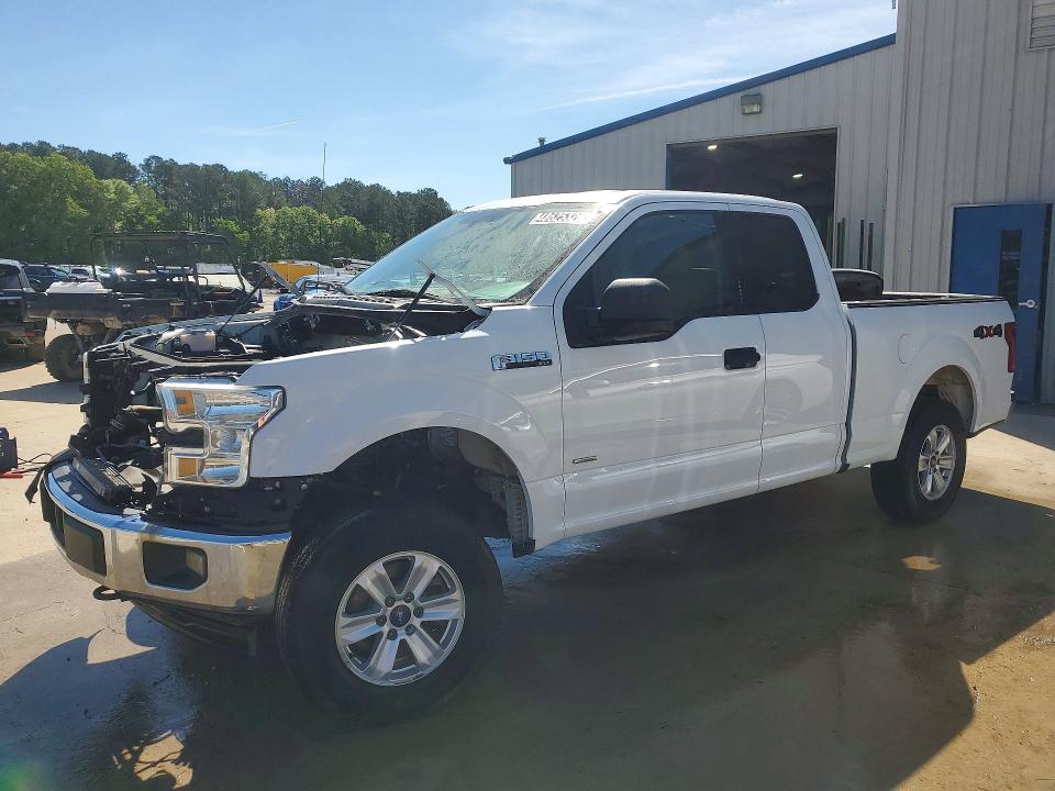 54141466 :رقم المزاد ، 1FTFX1EG3HFA60929 vin ، 2017 Ford F150 مزاد بيع