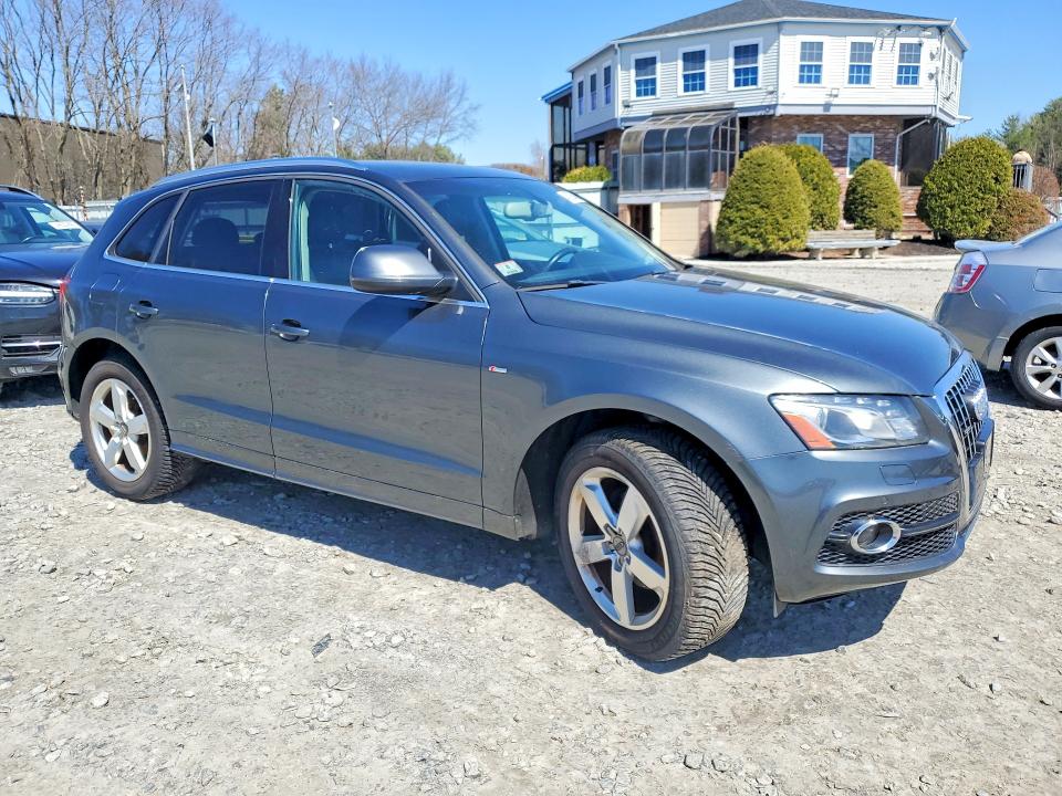 48526546 :رقم المزاد ، WA1WKAFP8CA093440 vin ، 2012 Audi Q5 مزاد بيع