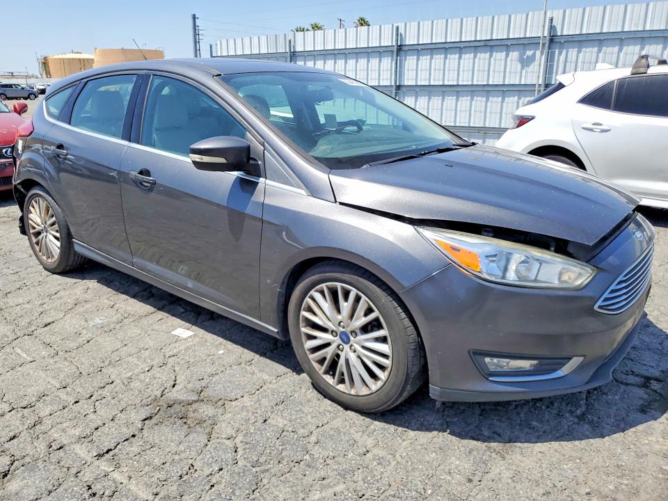 2018 Ford Focus მანქანა იყიდება აუქციონზე, vin: 1FADP3N27JL283303, აუქციონის ნომერი: 50460826