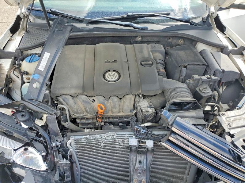 49122376 :رقم المزاد ، 1VWAP7A33DC135749 vin ، 2013 Volkswagen Passat مزاد بيع