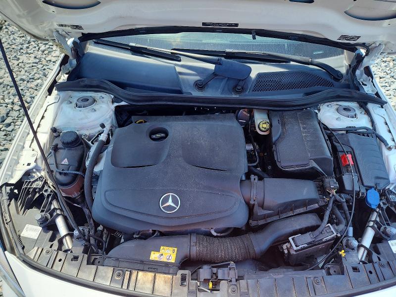 50083466 :رقم المزاد ، WDCTG4GB0JU000091 vin ، 2018 Mercedes-benz Gla مزاد بيع