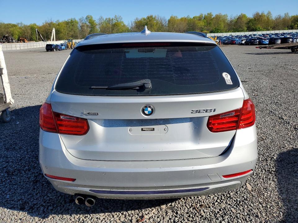 51154256 :رقم المزاد ، WBA3G7C59FK297742 vin ، 2015 Bmw 328 مزاد بيع