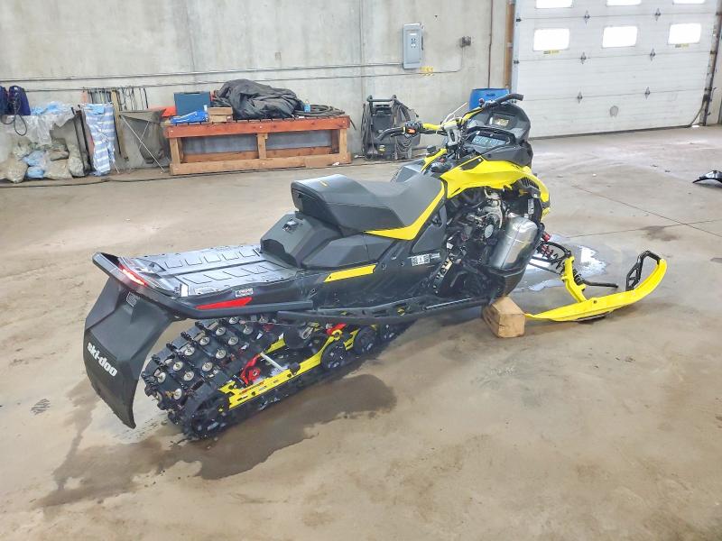 2022 Ski-doo Renegade Xrs მანქანა იყიდება აუქციონზე, vin: 2BPSDBNF6NV000028, აუქციონის ნომერი: 46187826