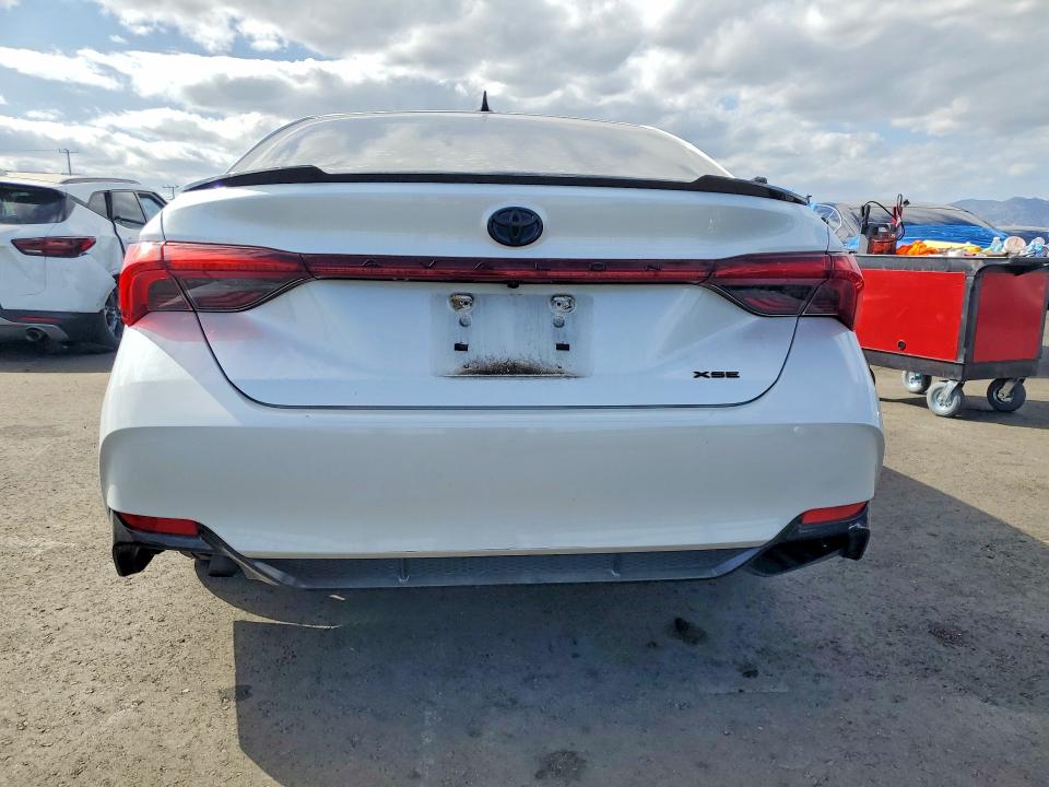 Продажа на аукционе авто 2022 Toyota Avalon, vin: 4T1EA1AB1NU012095, номер лота: 51490366