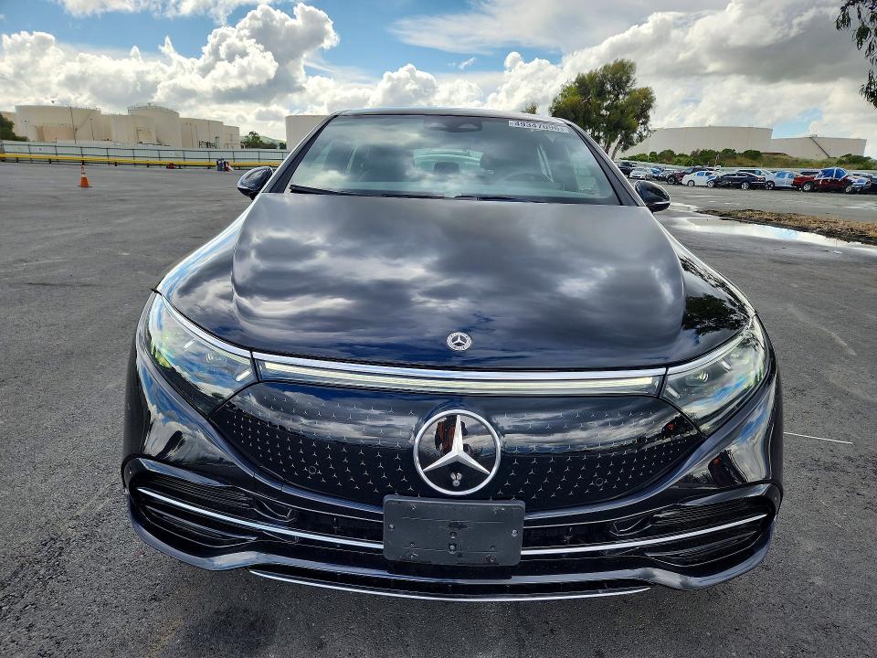49347096 :رقم المزاد ، W1KCG2EB2PA029590 vin ، 2023 Mercedes-benz Eqs Sedan مزاد بيع