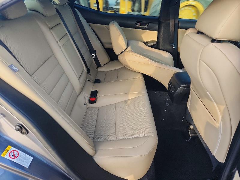 49176096 :رقم المزاد ، JTHBA1D28H5051881 vin ، 2017 Lexus Is 200t مزاد بيع