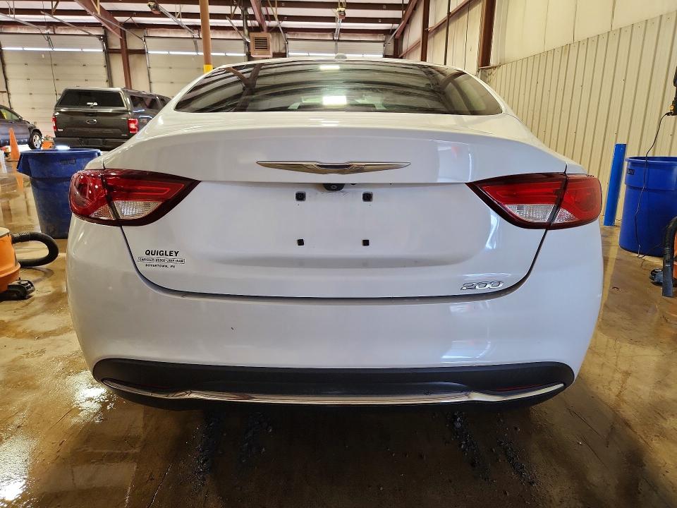 2015 Chrysler 200 მანქანა იყიდება აუქციონზე, vin: 1C3CCCAB5FN559646, აუქციონის ნომერი: 49893136