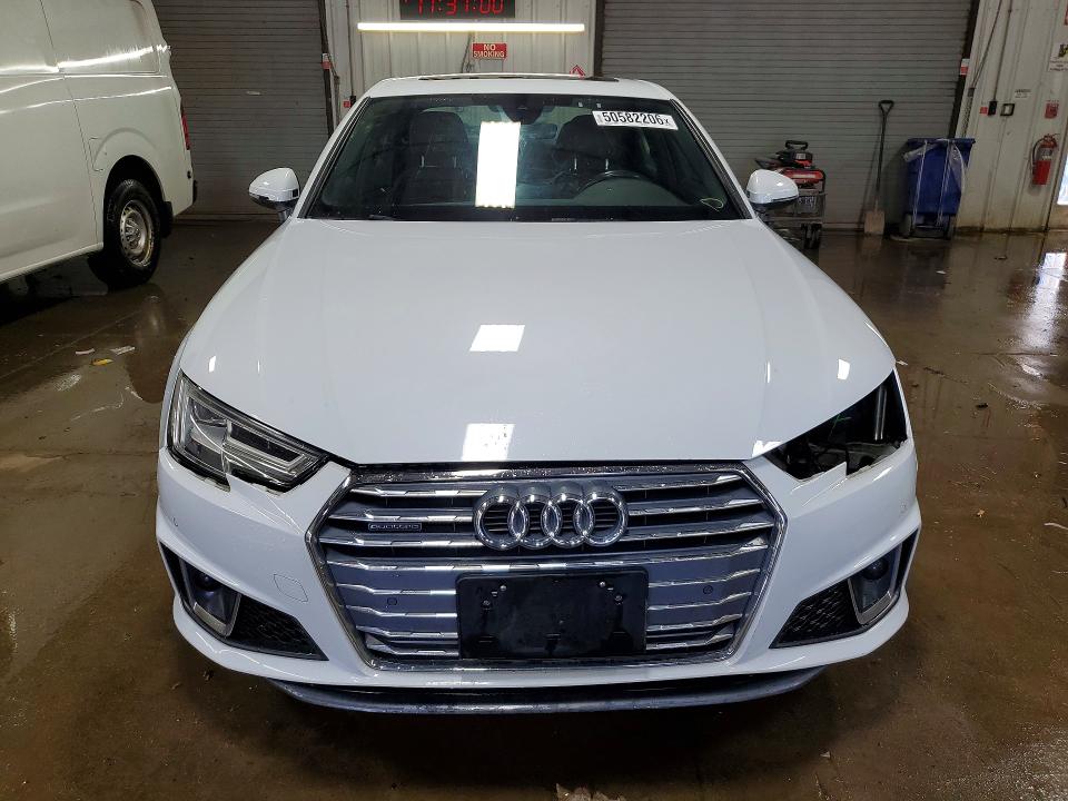 Продаж на аукціоні авто 2019 Audi A4, vin: WAUENAF48KN006235, номер лоту: 50582206