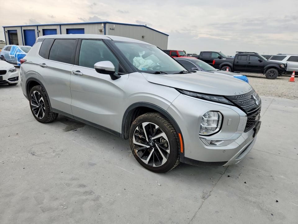 Продаж на аукціоні авто 2022 Mitsubishi Outlander, vin: JA4J4UA88NZ065356, номер лоту: 49215276