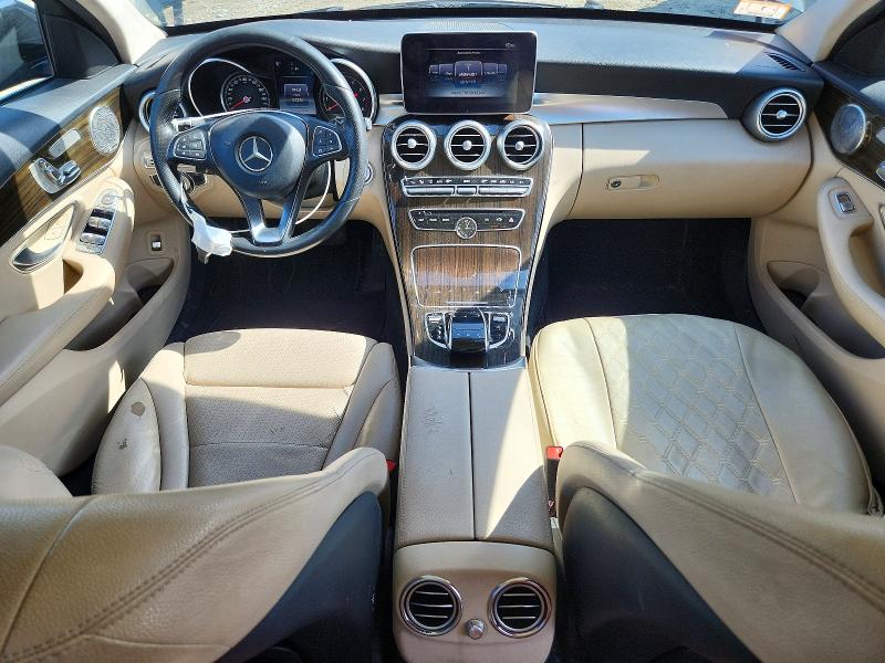 50091156 :رقم المزاد ، 55SWF4KB6GU111046 vin ، 2016 Mercedes-benz C مزاد بيع