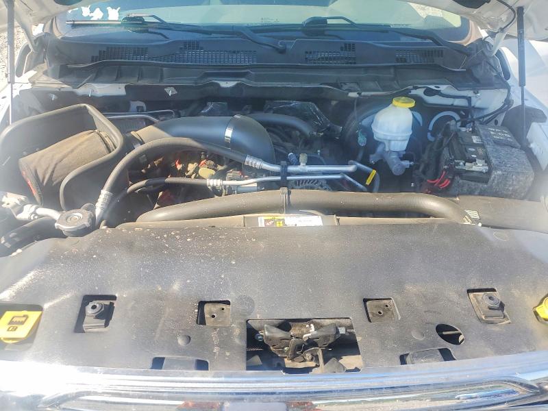 49374636 :رقم المزاد ، 1C6RR7KT8KS635415 vin ، 2019 Ram 1500 Classic مزاد بيع