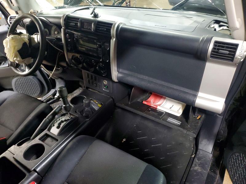 48325796 :رقم المزاد ، JTEBU11F38K049663 vin ، 2008 Toyota Fj Cruiser مزاد بيع