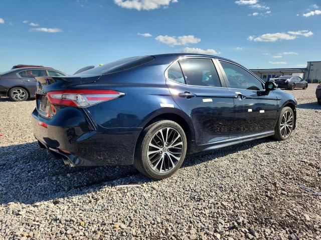 47734876 :رقم المزاد ، 4T1B11HK0JU666444 vin ، 2018 Toyota Camry مزاد بيع