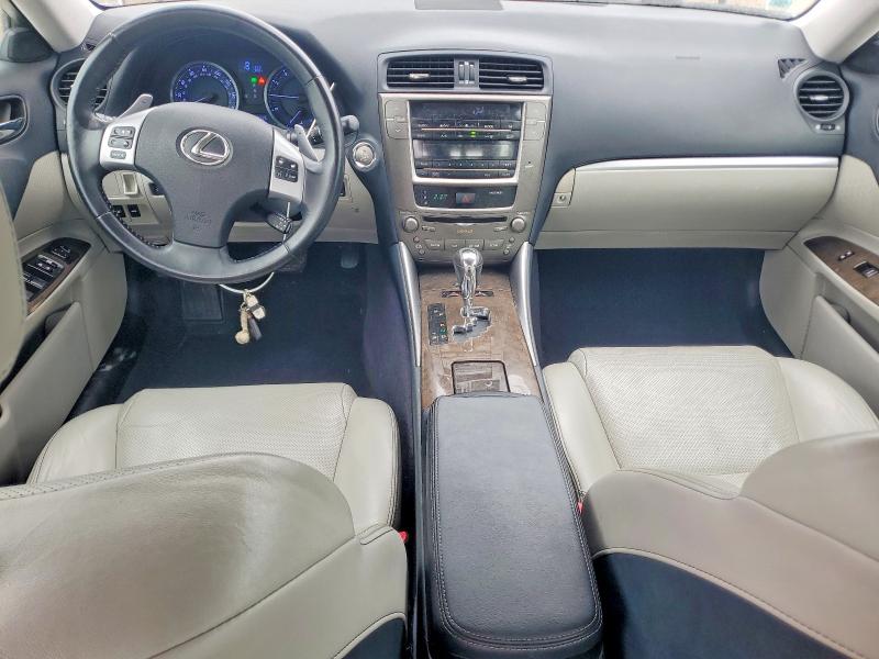 49684796 :رقم المزاد ، JTHBF5C20B5143990 vin ، 2011 Lexus Is مزاد بيع