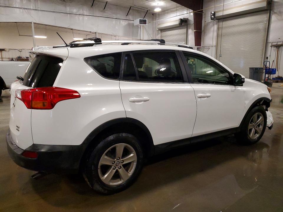Aukcja sprzedaży 2015 Toyota Rav4, vin: JTMRFREV2FD157500, numer aukcji: 48399896