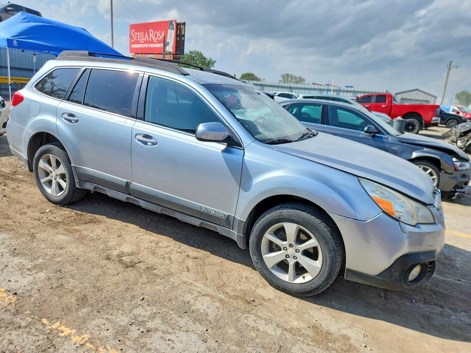 2014 Subaru Outback მანქანა იყიდება აუქციონზე, vin: 4S4BRCCC1E3234011, აუქციონის ნომერი: 50686586