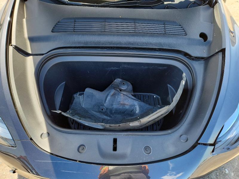 Продаж на аукціоні авто 2025 Tesla Model Y, vin: 7SAYGDED8SF247078, номер лоту: 48920136