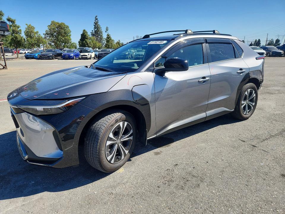 Auction sale of the 2025 Toyota Bz4x, vin: JTMAAAAA1SA059375, lot number: 52567326