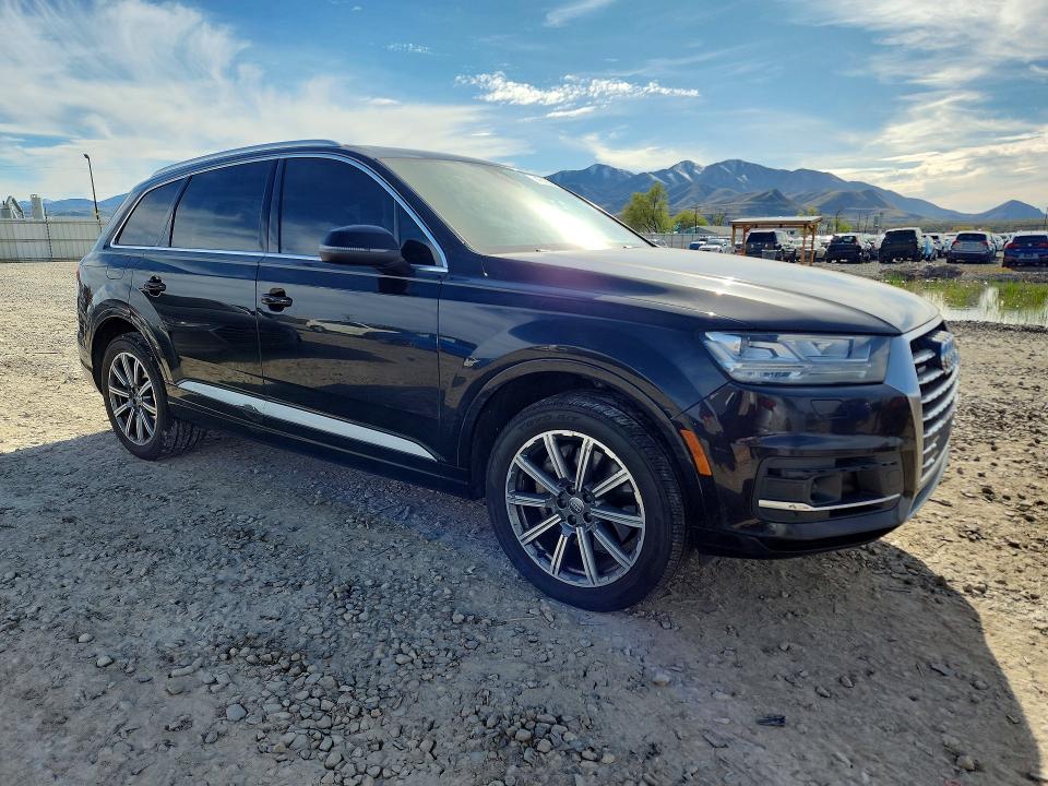 2017 Audi Q7 მანქანა იყიდება აუქციონზე, vin: WA1LAAF79HD041536, აუქციონის ნომერი: 47916556