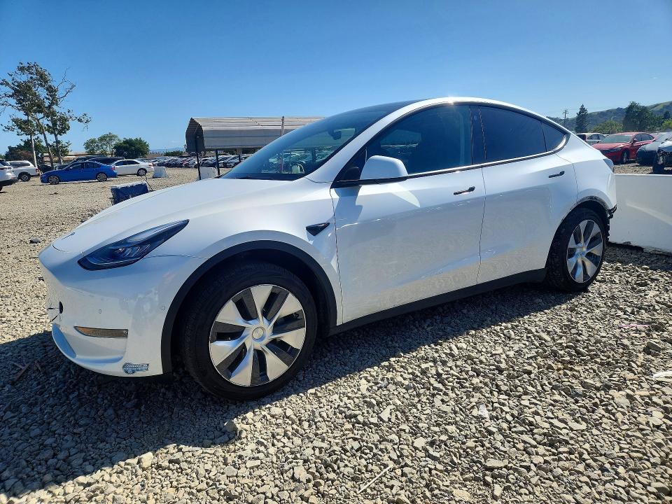 2021 Tesla Model Y მანქანა იყიდება აუქციონზე, vin: 5YJYGDEE5MF240811, აუქციონის ნომერი: 48530556