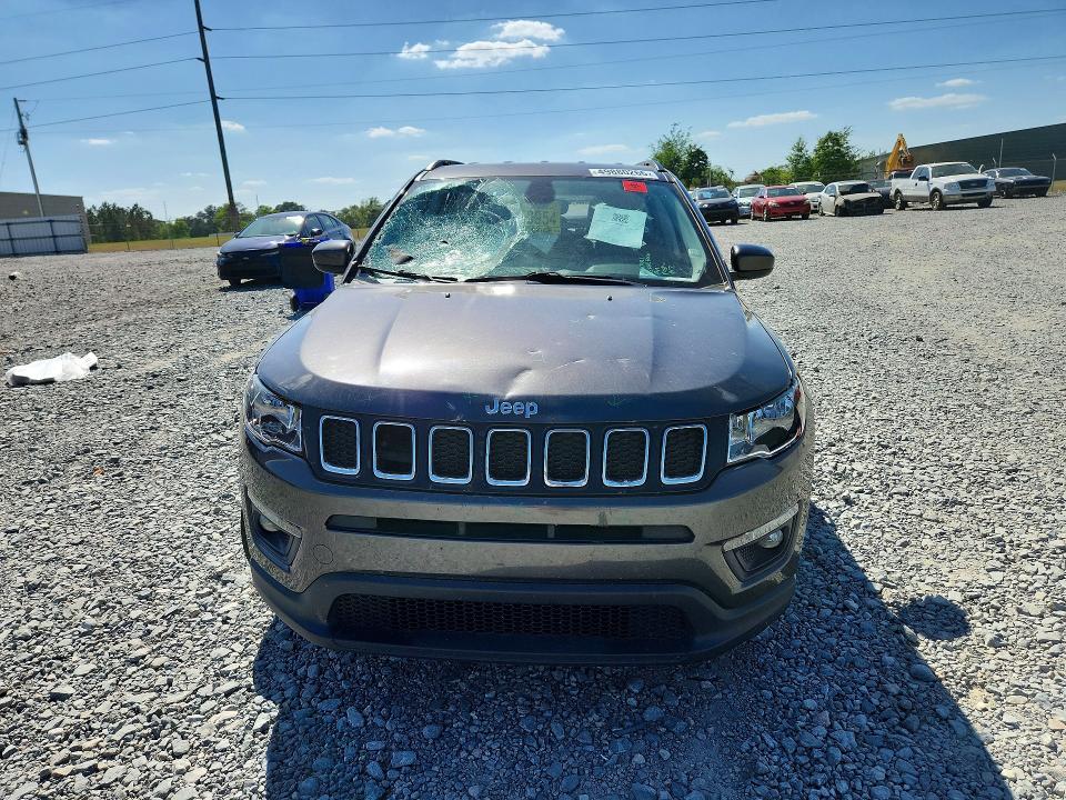 49880266 :رقم المزاد ، 3C4NJDBB4MT578779 vin ، 2021 Jeep Compass مزاد بيع