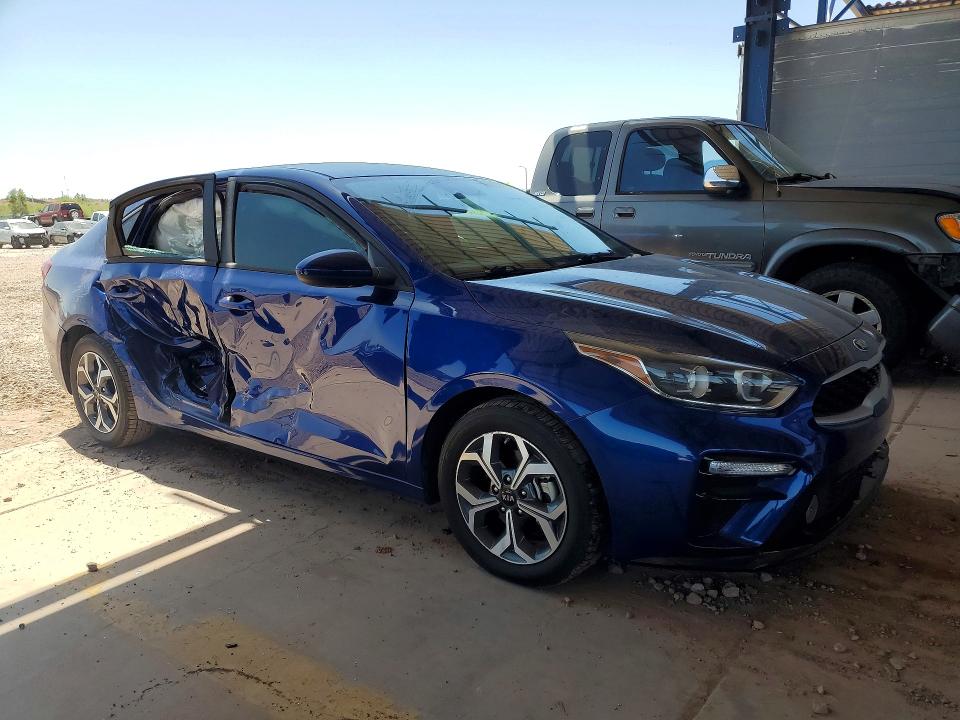 51537856 :رقم المزاد ، 3KPF24AD5ME372976 vin ، 2021 Kia Forte مزاد بيع