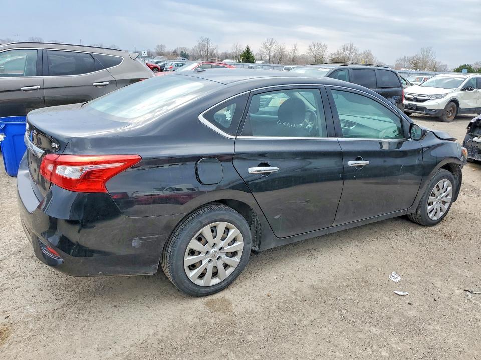 48693916 :رقم المزاد ، 3N1AB7AP4JY309791 vin ، 2018 Nissan Sentra مزاد بيع
