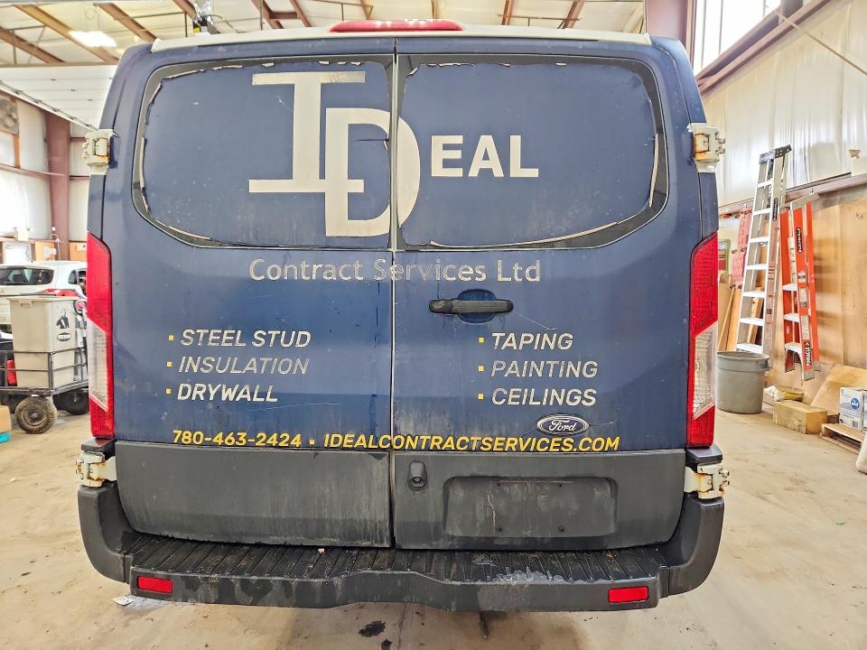 48572036 :رقم المزاد ، 1FTYR1ZM2HKA00067 vin ، 2017 Ford Transit مزاد بيع