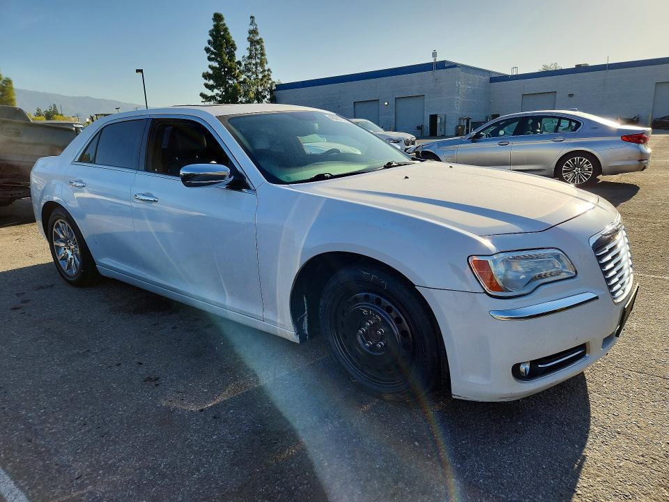 2012 Chrysler 300 მანქანა იყიდება აუქციონზე, vin: 2C3CCACG4CH182406, აუქციონის ნომერი: 48787176