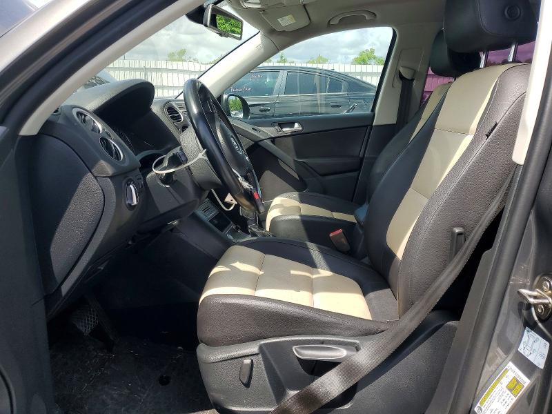 2016 Volkswagen Tiguan მანქანა იყიდება აუქციონზე, vin: WVGAV7AX0GW581674, აუქციონის ნომერი: 49404446