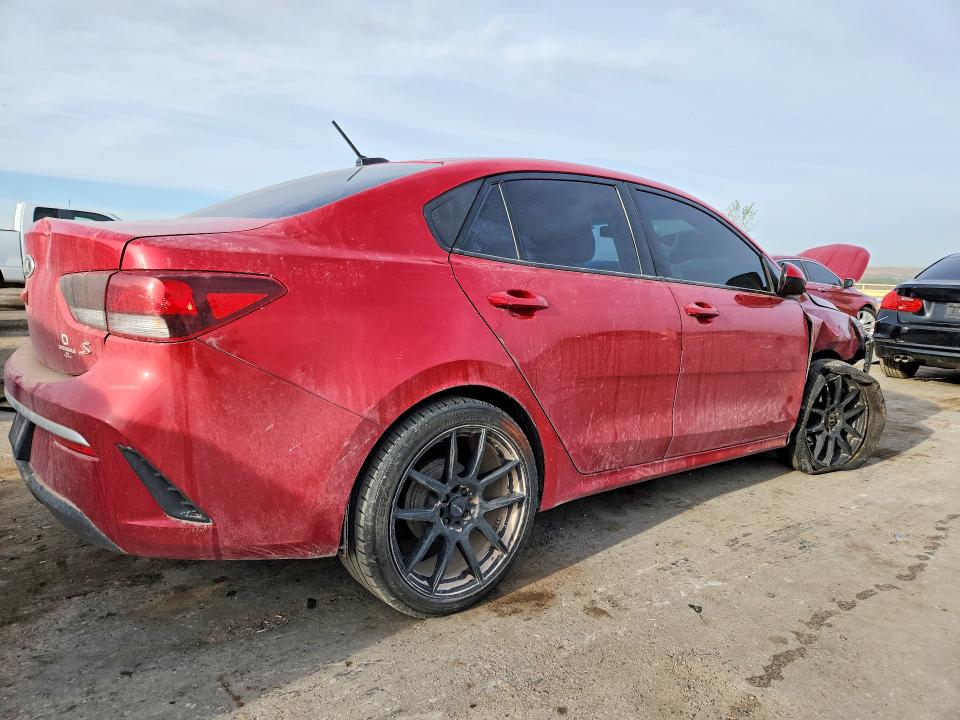 49501576 :رقم المزاد ، 3KPA24AD8ME403146 vin ، 2021 Kia Rio مزاد بيع