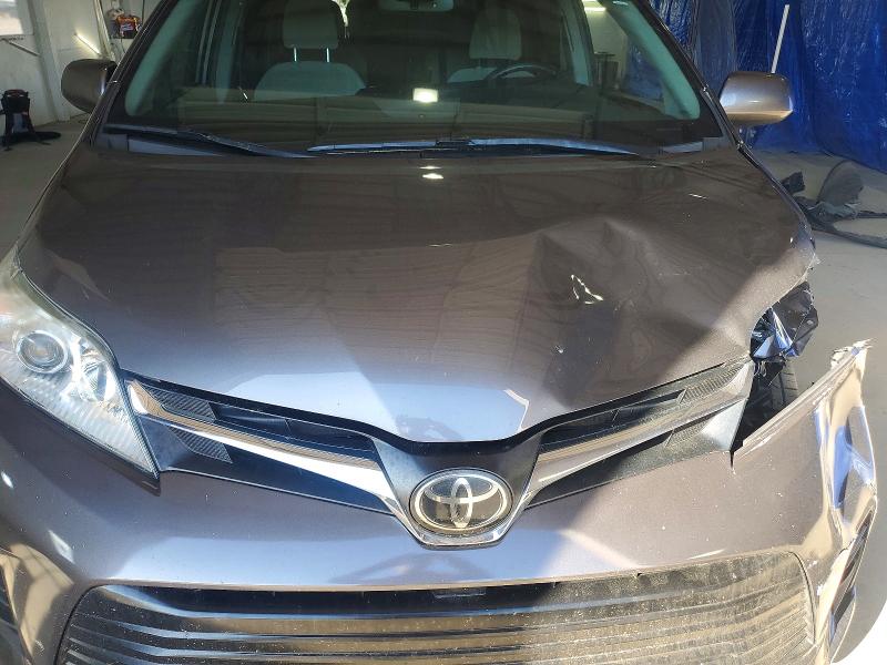 Aukcja sprzedaży 2018 Toyota Sienna, vin: 5TDKZ3DC0JS954461, numer aukcji: 50439316