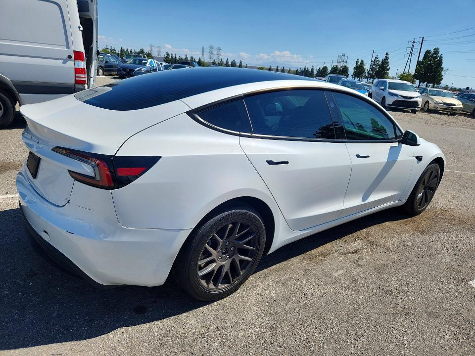Продаж на аукціоні авто 2025 Tesla Model 3, vin: 5YJ3E1EA5SF994798, номер лоту: 49916756