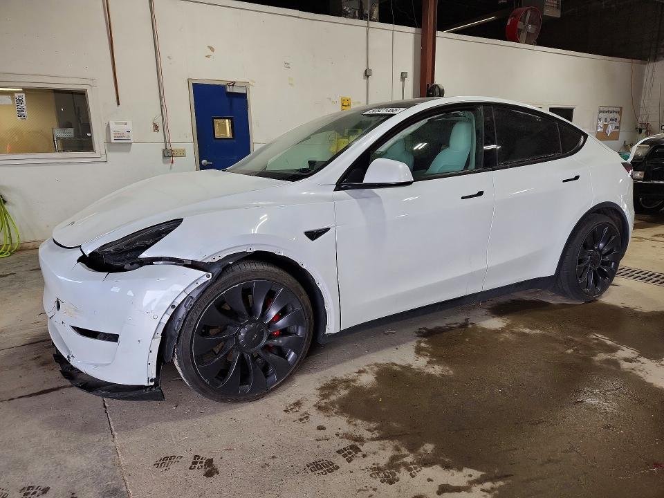 2022 Tesla Model Y მანქანა იყიდება აუქციონზე, vin: 7SAYGDEF9NF366988, აუქციონის ნომერი: 50921466