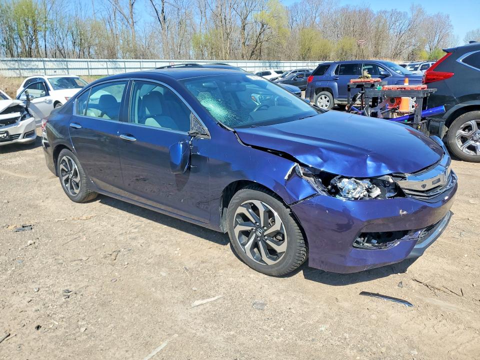 50576146 :رقم المزاد ، 1HGCR2F78GA007531 vin ، 2016 Honda Accord مزاد بيع