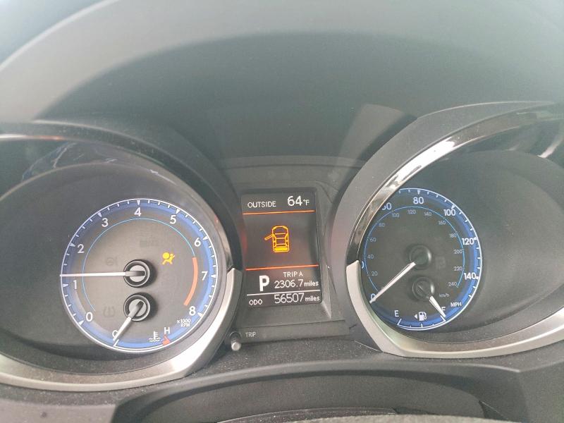 51669516 :رقم المزاد ، 5YFBURHE1GP557713 vin ، 2016 Toyota Corolla مزاد بيع