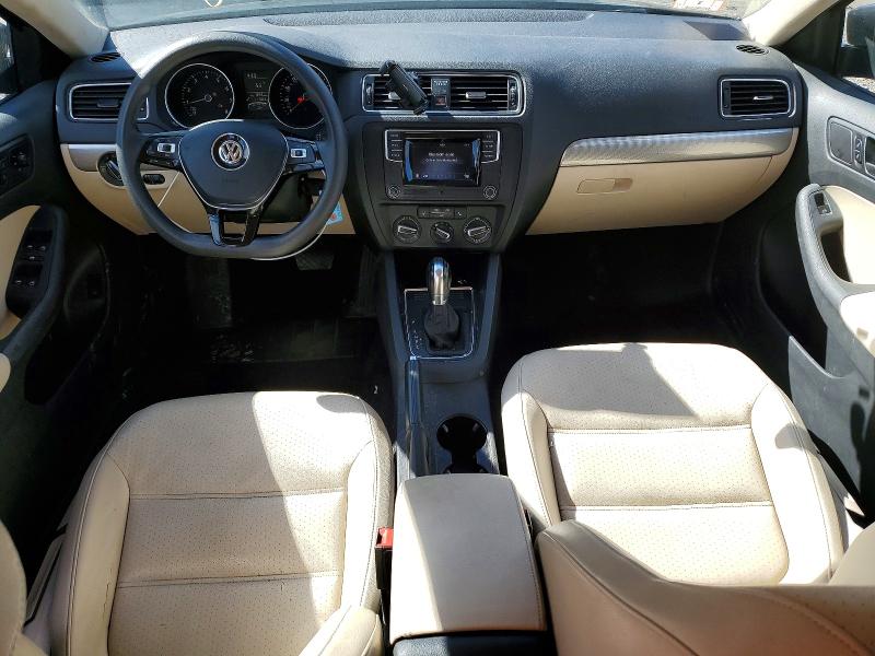 48737686 :رقم المزاد ، 3VWDB7AJ6JM236045 vin ، 2018 Volkswagen Jetta مزاد بيع