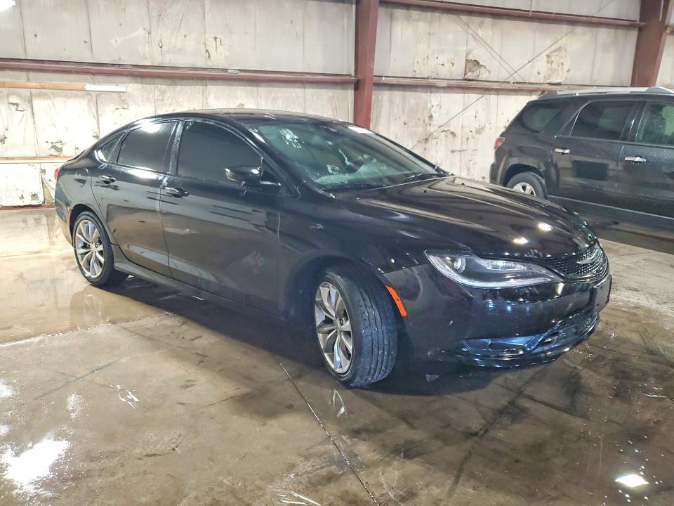 49447766 :رقم المزاد ، 1C3CCCBG6FN707006 vin ، 2015 Chrysler 200 مزاد بيع