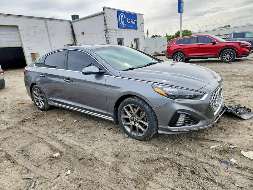 Продажа на аукционе авто 2018 Hyundai Sonata, vin: 5NPE34AB5JH677652, номер лота: 51710216