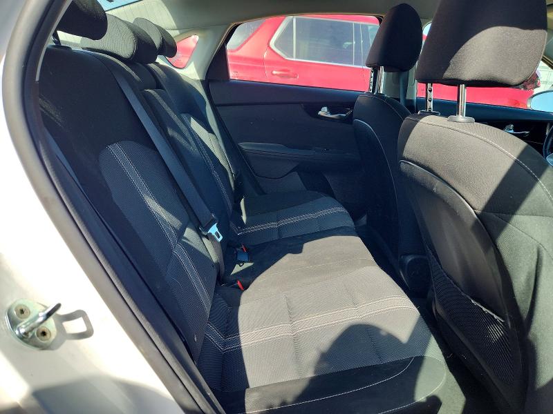 2022 Kia Forte მანქანა იყიდება აუქციონზე, vin: 3KPF34AD3NE473397, აუქციონის ნომერი: 49477856