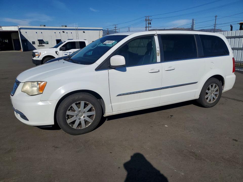 50188876 :رقم المزاد ، 2C4RC1BG6ER358974 vin ، 2014 Chrysler Town & Country مزاد بيع