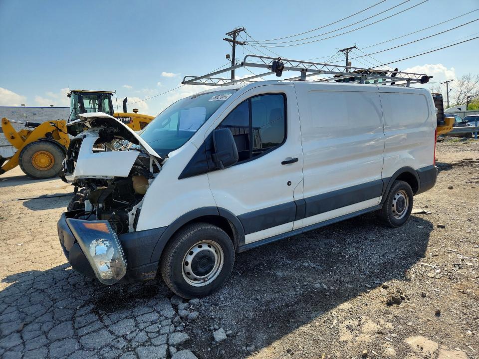 49927856 :رقم المزاد ، 1FTNR1ZM7FKA55260 vin ، 2015 Ford Transit مزاد بيع