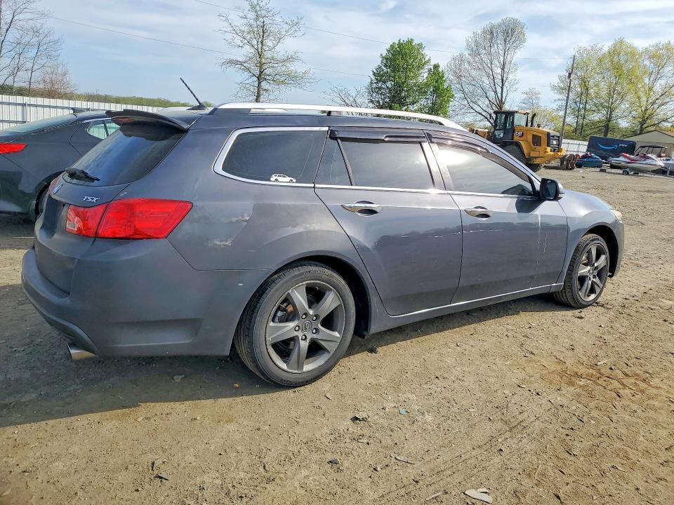 49967546 :رقم المزاد ، JH4CW2H50DC000364 vin ، 2013 Acura Tsx مزاد بيع