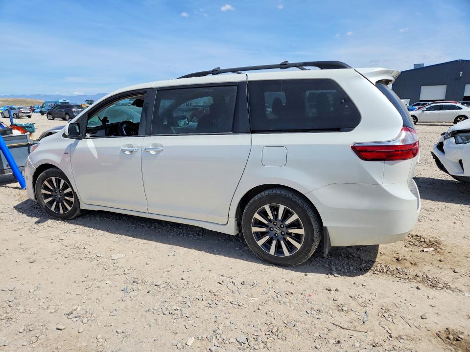 Продажа на аукционе авто 2018 Toyota Sienna, vin: 5TDDZ3DC4JS195824, номер лота: 48993116
