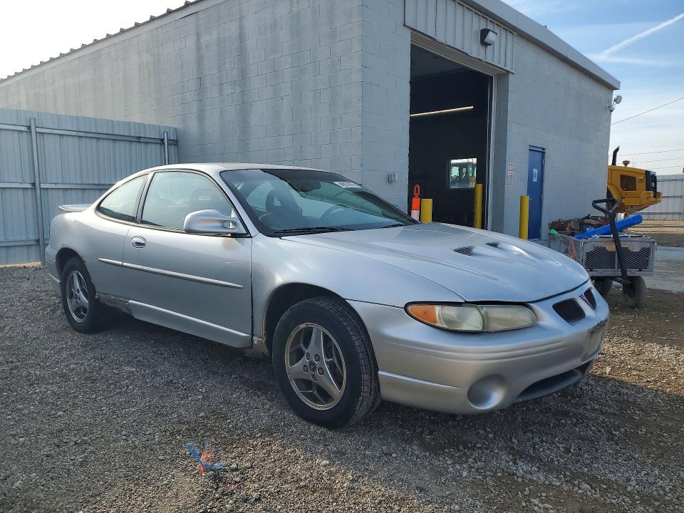 2001 Pontiac Grand Prix მანქანა იყიდება აუქციონზე, vin: 1G2WP12K11F268066, აუქციონის ნომერი: 49079076