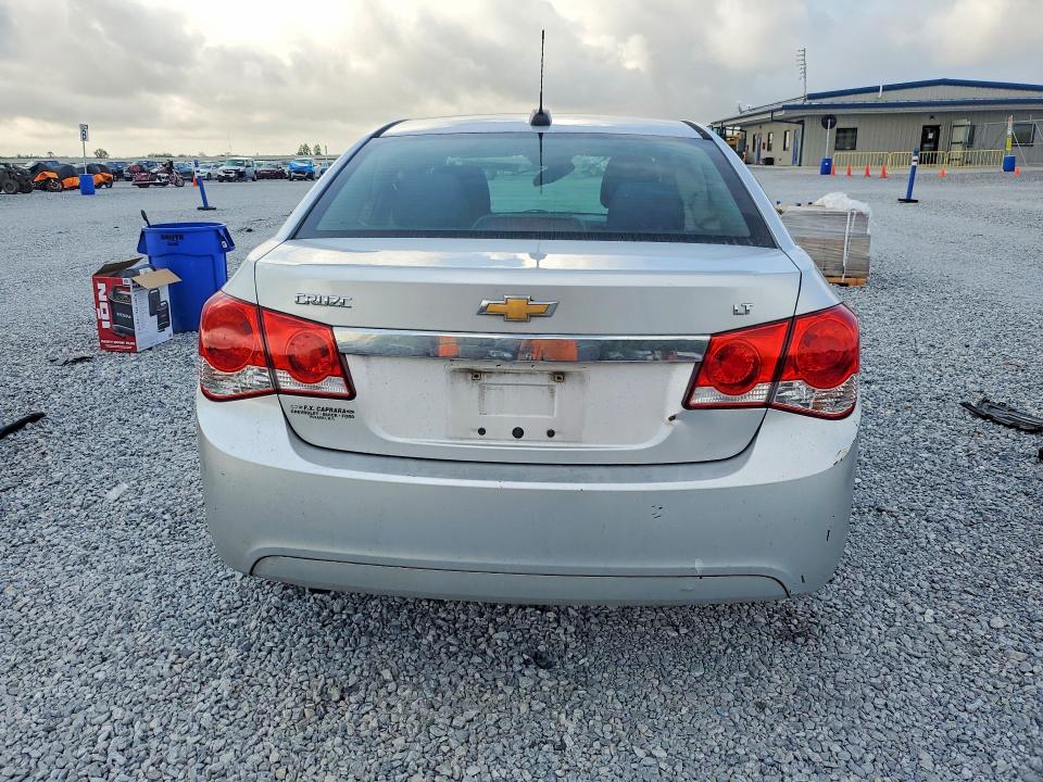 Продажа на аукционе авто 2016 Chevrolet Cruze Limited, vin: 1G1PE5SBXG7182165, номер лота: 48303916
