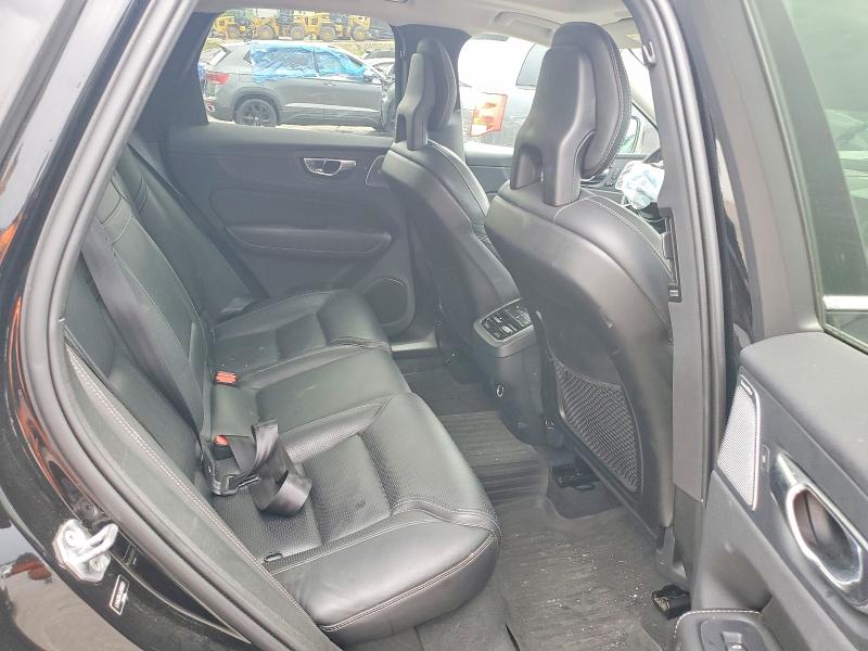 Продажа на аукционе авто 2018 Volvo Xc60, vin: LYVA22RLXJB106032, номер лота: 51308186