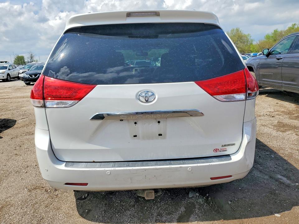 Продаж на аукціоні авто 2011 Toyota Sienna, vin: 5TDYK3DC2BS004747, номер лоту: 51588866
