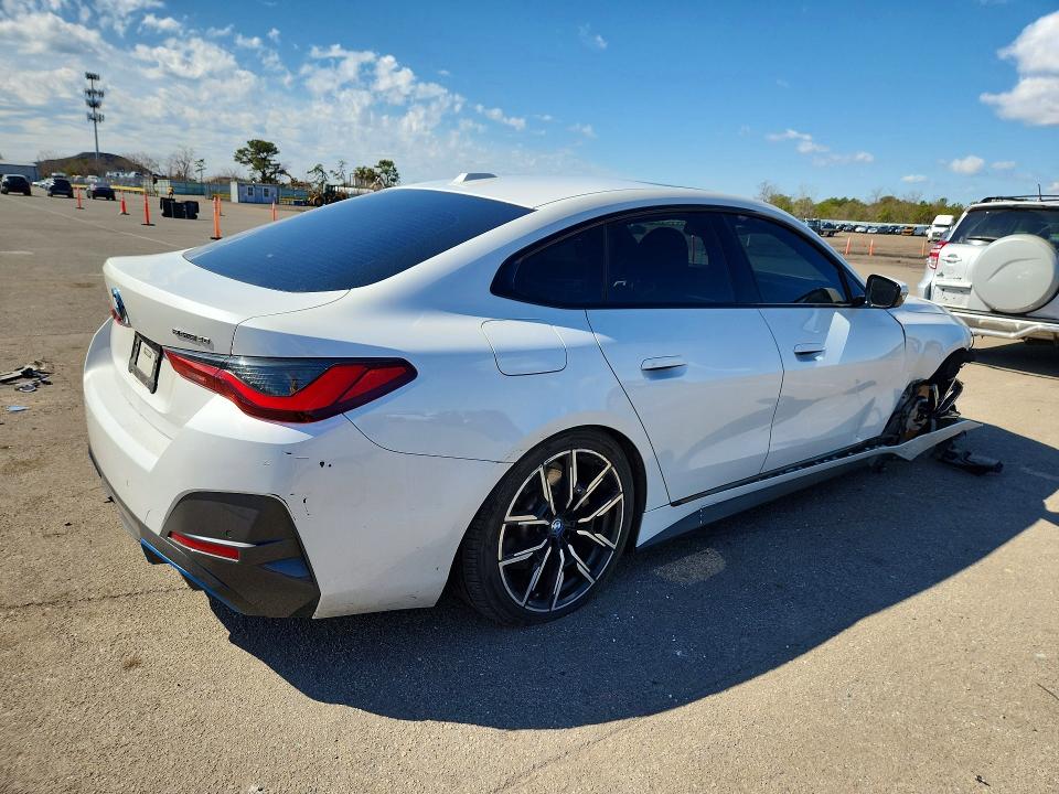 48471806 :رقم المزاد ، WBY73AW01NFM89305 vin ، 2022 Bmw I4 مزاد بيع