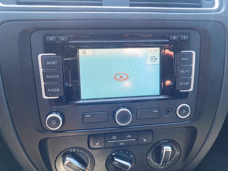 50773016 :رقم المزاد ، 3VWDL7AJXDM390808 vin ، 2013 Volkswagen Jetta مزاد بيع